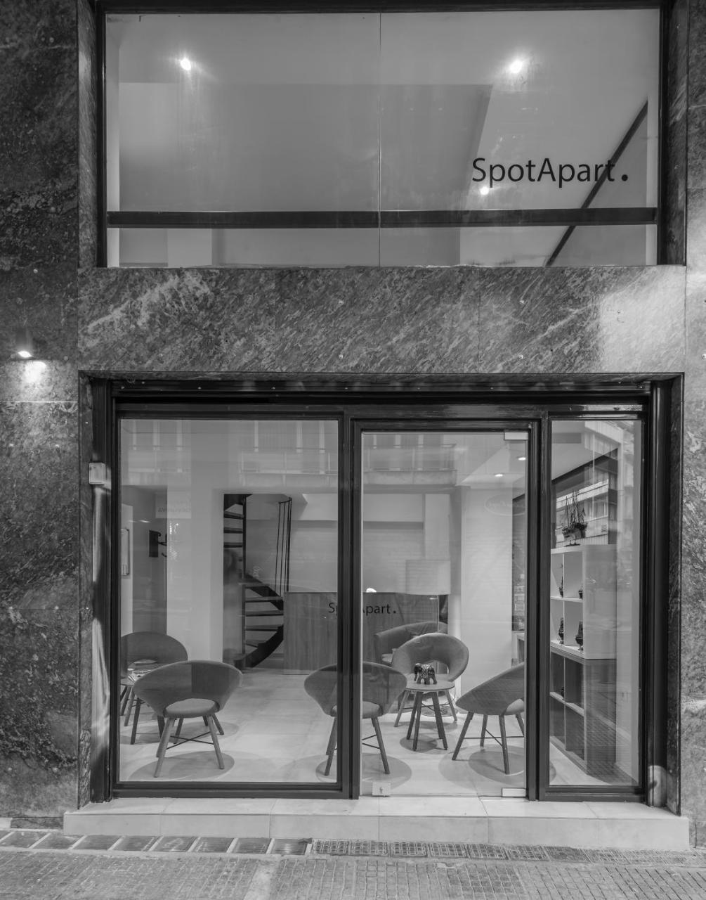 Spot Apart Aparthotel Atene Esterno foto